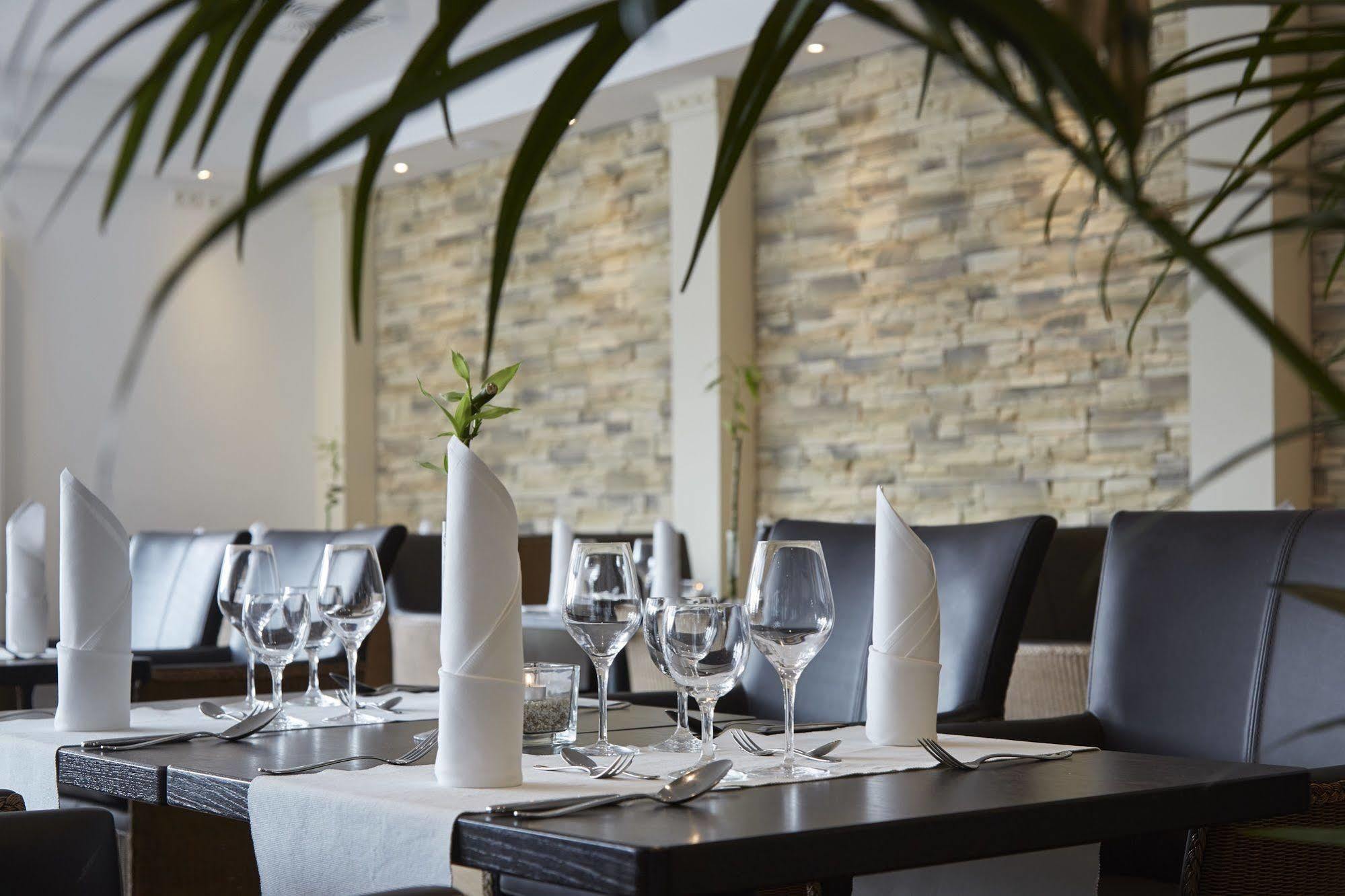 Nordica Hotel Friesenhof Büsum Екстериор снимка