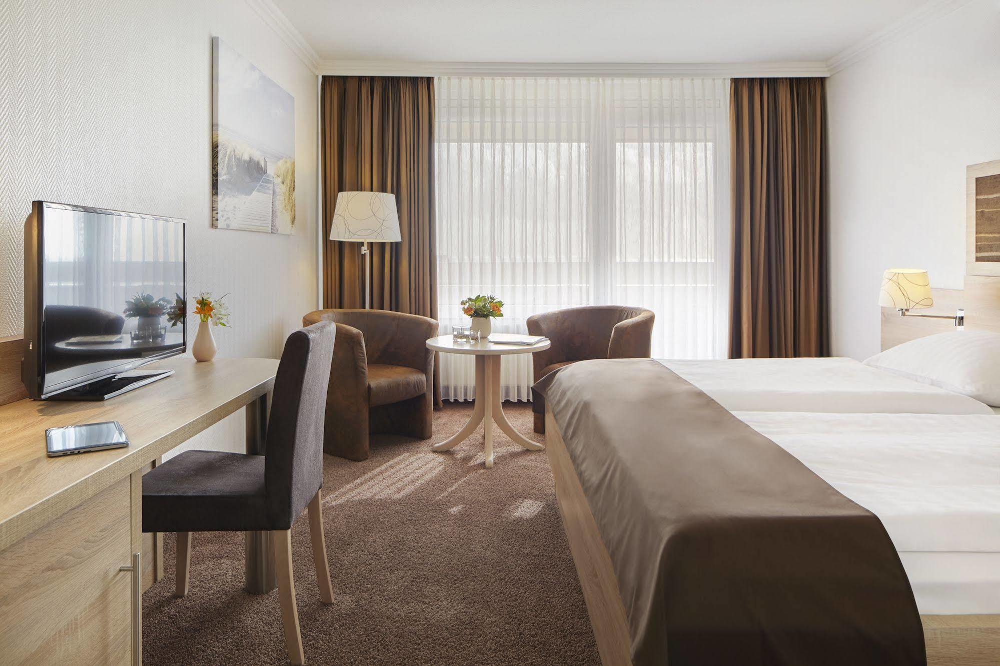 Nordica Hotel Friesenhof Büsum Екстериор снимка
