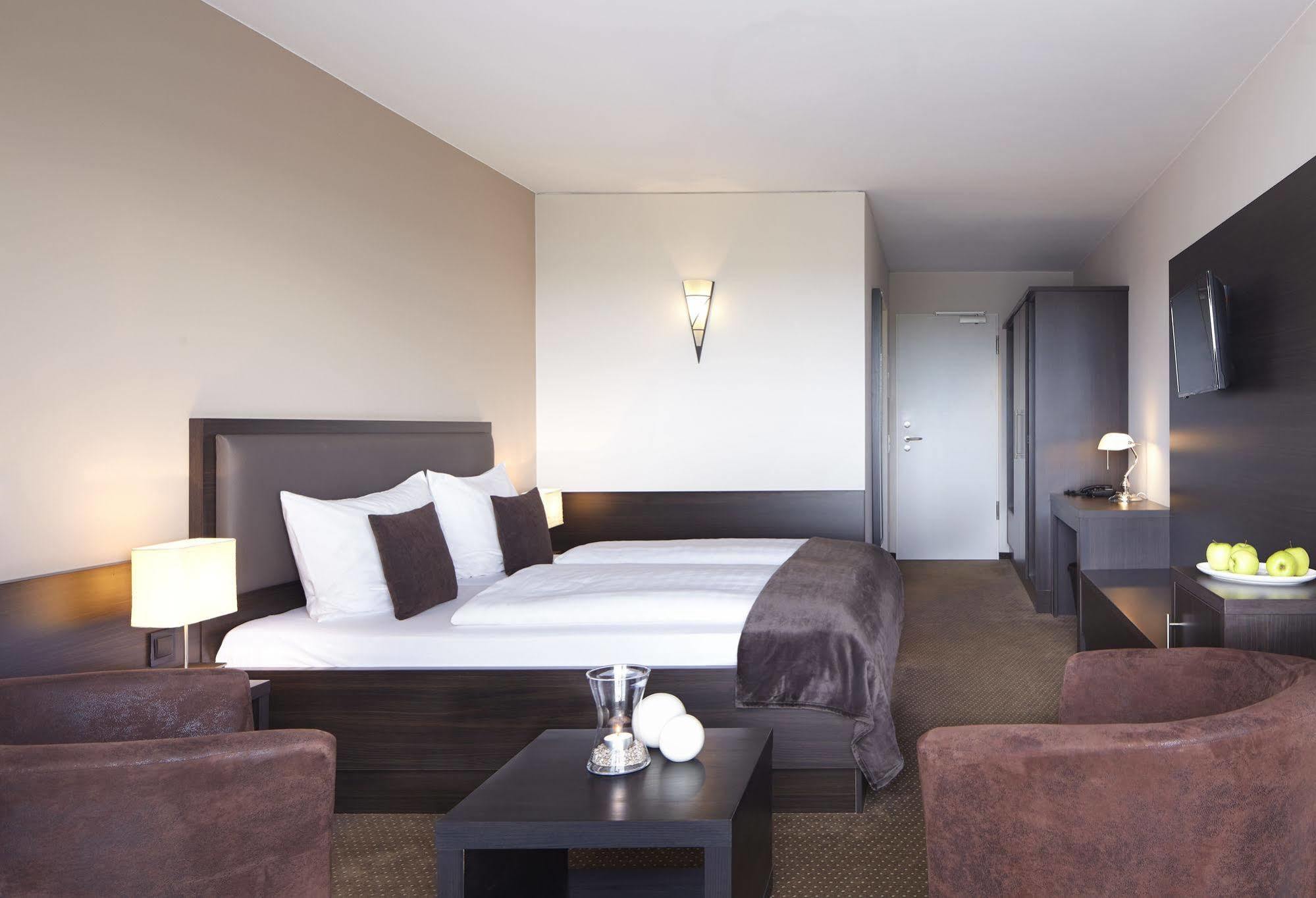 Nordica Hotel Friesenhof Büsum Екстериор снимка